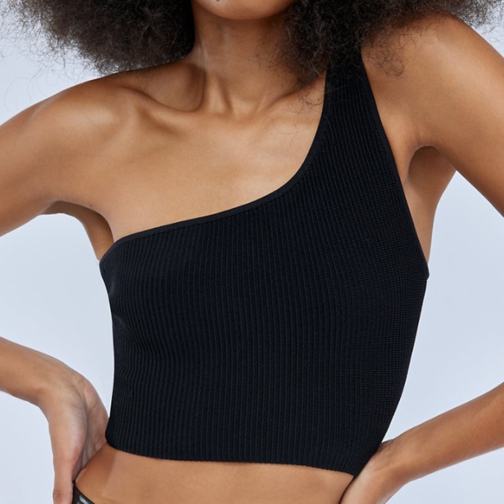 Aritzia Babaton one shoulder sculpt knit top